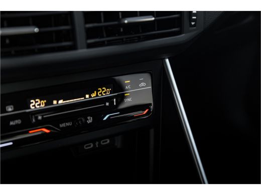 Volkswagen Polo 1.0 TSI Life Edition | 18 inch LMV | Camera | Navi | Clima | Adapt. Cruise | ActivLease financial lease