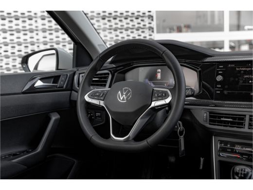 Volkswagen Polo 1.0 TSI Life Edition | 18 inch LMV | Camera | Navi | Clima | Adapt. Cruise | ActivLease financial lease