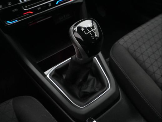 Volkswagen T-Cross 1.0 TSI 95pk Life Navigatie Pdc Clima Acc 20 ActivLease financial lease