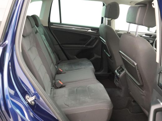 Volkswagen Tiguan 2.0 TDI 150 PK DSG *BTW* R-LINE HIGHLINE + PANORAMA | TREKHAAK | VIRTUAL COCKPIT | MASSAGE | ADAP... ActivLease financial lease
