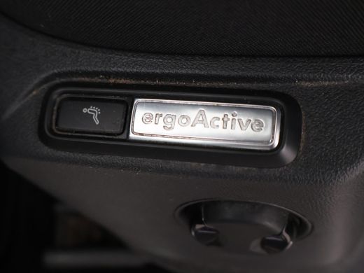 Volkswagen Tiguan 2.0 TDI 150 PK DSG *BTW* R-LINE HIGHLINE + PANORAMA | TREKHAAK | VIRTUAL COCKPIT | MASSAGE | ADAP... ActivLease financial lease