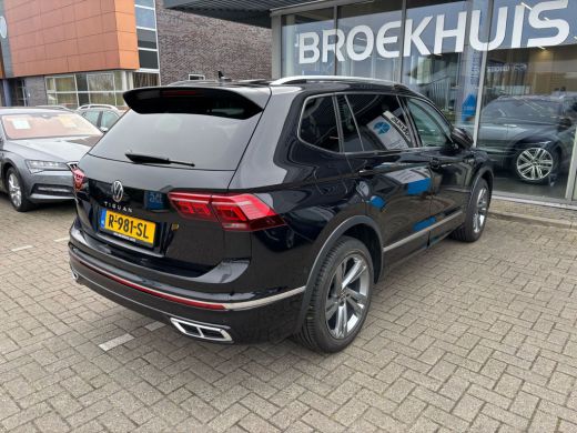 Volkswagen Tiguan Allspace 1.5 TSI 150 R-Line Business+ 7-DSG | Trekhaak elektrisch uitklapbaar | Achteruitrijcamera | Cruis... ActivLease financial lease