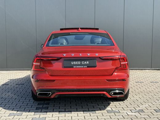 Volvo  S60 Volvo T5 R-Design | Panoramadak | Cruise Control | Camera | LED | Voorruit verwarming | Parkeerse... ActivLease financial lease
