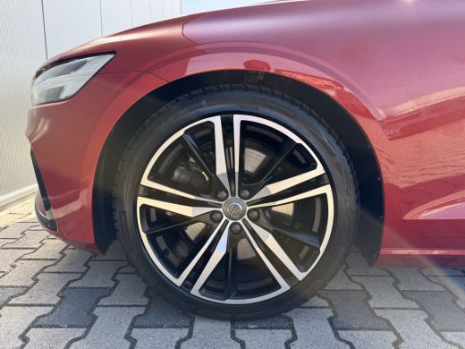 Volvo  S60 Volvo T5 R-Design | Panoramadak | Cruise Control | Camera | LED | Voorruit verwarming | Parkeerse... ActivLease financial lease