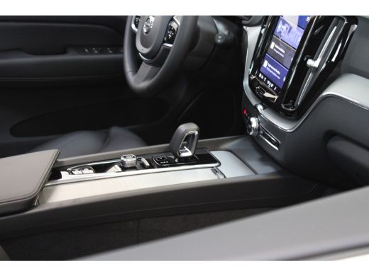 Volvo  XC60 Volvo T6 350PK Plus | 360° | Stoel&Stuur Verw. | Panoramadak | BLIS | Memory Seats | 21'' | Adap ... ActivLease financial lease