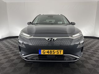 Hyundai KONA EV Premium 64 kWh (INCL-BTW) *PANO | FULL-LEATHER | HEAD-UP | FULL-LED | NAVI-FULLMAP | DAB | ADA...