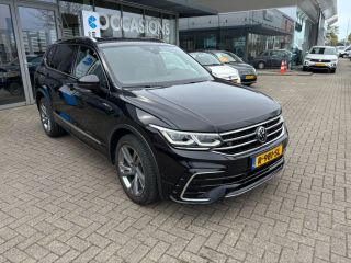 Volkswagen Tiguan Allspace 1.5 TSI 150 R-Line Business+ 7-DSG | Trekhaak elektrisch uitklapbaar | Achteruitrijcamera | Cruis...