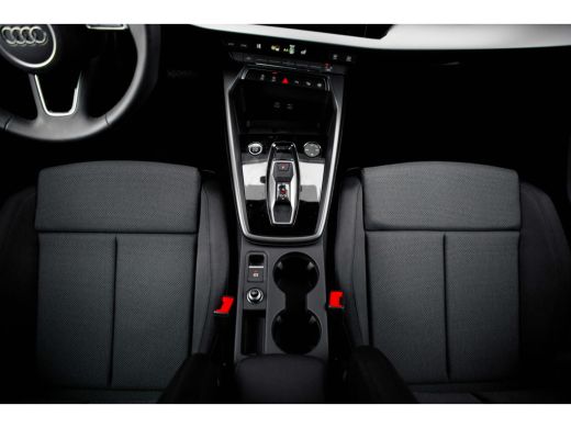 Audi A3 Sportback Audi 30 TFSI 116pk Advanced edition | 18" Automaat | Interieur met sportstoelen | Ledko... ActivLease financial lease