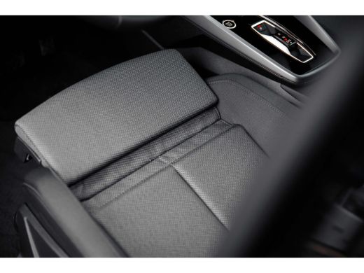 Audi A3 Sportback Audi 30 TFSI 116pk Advanced edition | 18" Automaat | Interieur met sportstoelen | Ledko... ActivLease financial lease