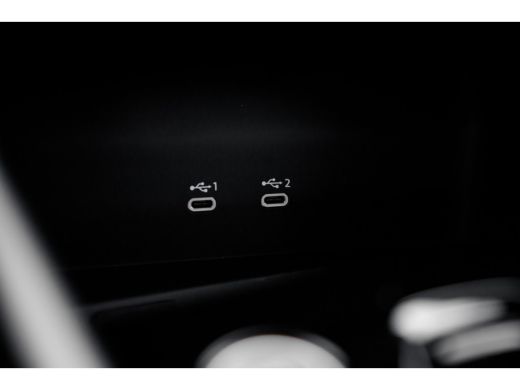 Audi A3 Sportback Audi 30 TFSI 116pk Advanced edition | 18" Automaat | Interieur met sportstoelen | Ledko... ActivLease financial lease