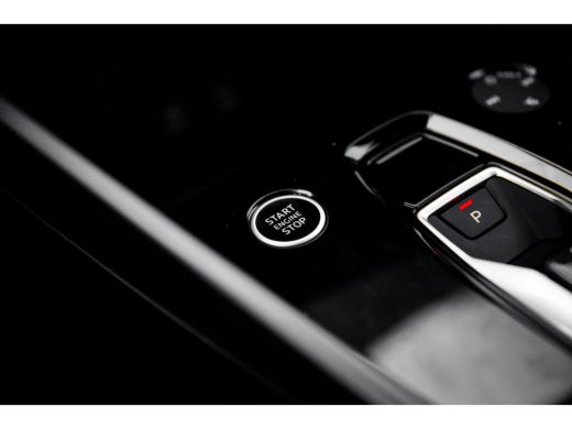 Audi A3 Sportback Audi 30 TFSI 116pk Advanced edition | 18" Automaat | Interieur met sportstoelen | Ledko... ActivLease financial lease