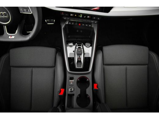 Audi A3 Sportback 40 TFSI e 204pk S edition | Adaptive Cruise | Achteruitrijcamera | 18" | Optiekpakket Z... ActivLease financial lease