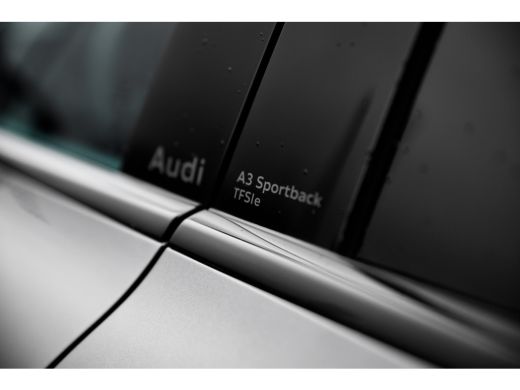Audi A3 Sportback 40 TFSI e 204pk S edition | Adaptive Cruise | Achteruitrijcamera | 18" | Optiekpakket Z... ActivLease financial lease
