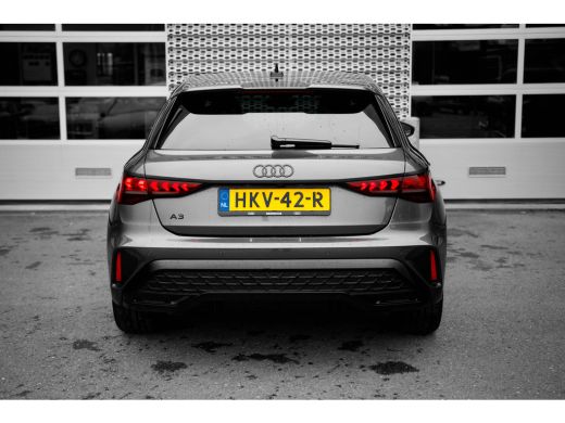 Audi A3 Sportback 40 TFSI e 204pk S edition | Adaptive Cruise | Achteruitrijcamera | 18" | Optiekpakket Z... ActivLease financial lease
