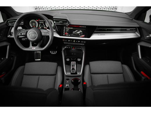 Audi A3 Sportback 40 TFSI e 204pk S edition | Adaptive Cruise | Achteruitrijcamera | 18" | Optiekpakket Z... ActivLease financial lease