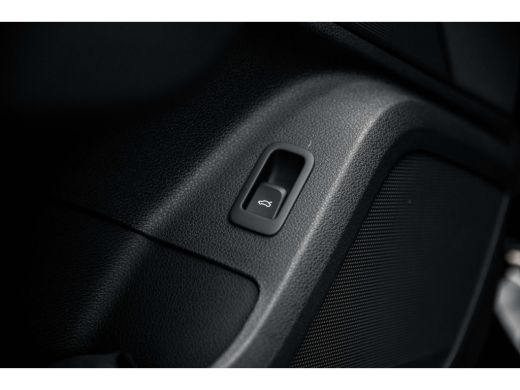 Audi Q2 Audi 35 TFSI 150pk S Edition | Achteruitrijcamera | Adaptive Cruise | Achterklep Elektrisch | 18"... ActivLease financial lease