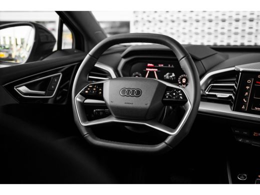 Audi Q4 e-tron Audi 45 quattro Advanced edition 82 kWh | Assistentiepakket Plus | Comfortpakket | Zwart optiek |... ActivLease financial lease