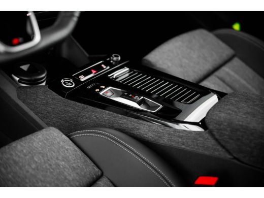 Audi Q6 e-tron Audi S edition quattro 100 kWh 388pk | Panoramadak | Tech Pro | Luchtvering ActivLease financial lease