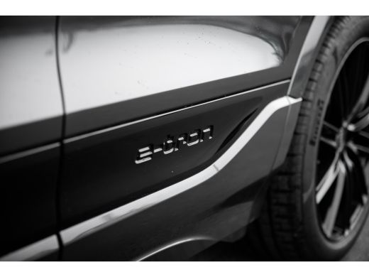 Audi Q6 e-tron Audi S edition quattro 100 kWh 388pk | Panoramadak | Tech Pro | Luchtvering ActivLease financial lease