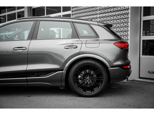 Audi Q6 e-tron Audi S edition quattro 100 kWh 388pk | Panoramadak | Tech Pro | Luchtvering ActivLease financial lease