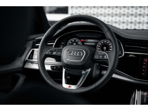 Audi Q8 Audi 55 TFSI e quattro Pro Line S | Panoramadak | B&O | Keyless | Tour | Parking Plus ActivLease financial lease