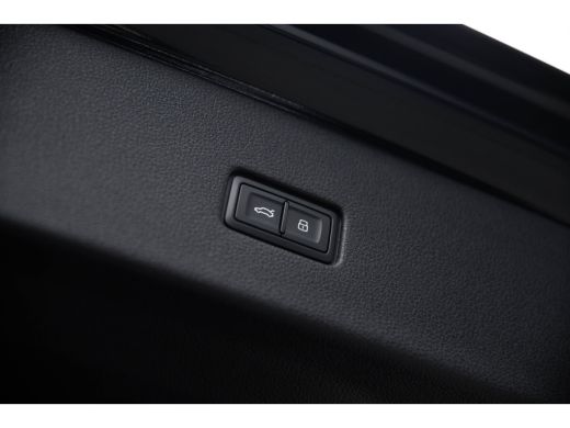 Audi Q8 Audi 55 TFSI e quattro Pro Line S | Panoramadak | B&O | Keyless | Tour | Parking Plus ActivLease financial lease