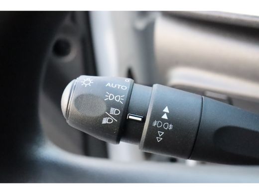 Citroën C3 1.2 PURETECH 110PK FEEL EDITION AUTOMAAT / NAVI / CLIMA / LED / PDC / 16" LMV / KEYLESS / BLUETOO... ActivLease financial lease
