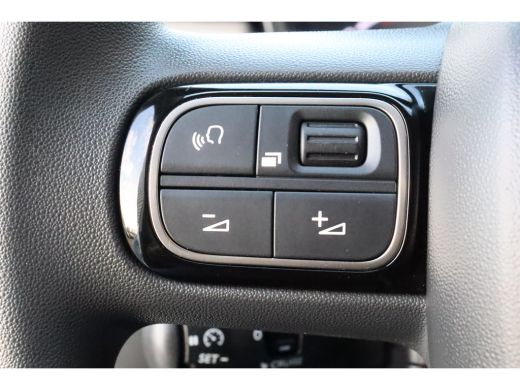 Citroën C3 1.2 PURETECH 110PK FEEL EDITION AUTOMAAT / NAVI / CLIMA / LED / PDC / 16" LMV / KEYLESS / BLUETOO... ActivLease financial lease