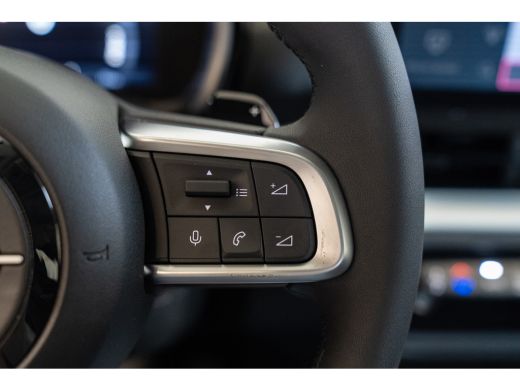 Fiat 600 Fiat 1.2 Hybrid 136 Urban Automaat | Camera | Parkeersensoren | Apple Carplay & Android Auto | Ke... ActivLease financial lease