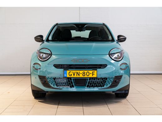 Fiat 600 Fiat 1.2 Hybrid 136 Urban Automaat | Camera | Parkeersensoren | Apple Carplay & Android Auto | Ke... ActivLease financial lease