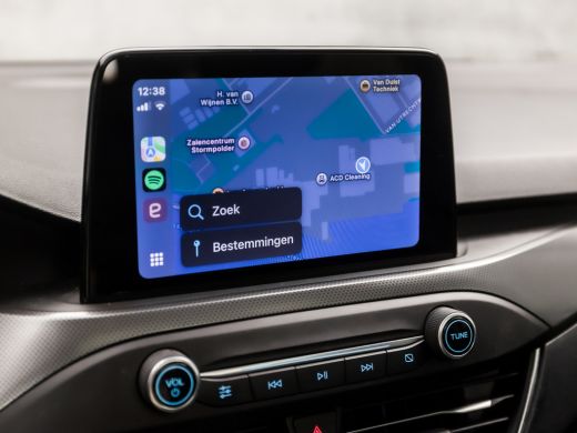 Ford FOCUS Wagon 1.0 EcoBoost Titanium Business Automaat (PANORAMADAK, APPLE CARPLAY, GROOT NAVI, STUUR/STOELVERWA... ActivLease financial lease