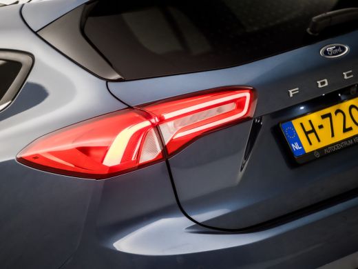 Ford FOCUS Wagon 1.0 EcoBoost Titanium Business Automaat (PANORAMADAK, APPLE CARPLAY, GROOT NAVI, STUUR/STOELVERWA... ActivLease financial lease