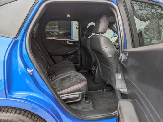 Ford Kuga Ford | Adap. Cruise | Winter Pack | AGR stoelen | Trekhaak (2.100kg trekgewicht) | Fabrieksgarant... ActivLease financial lease