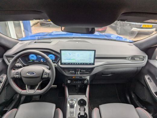 Ford Kuga Ford | Adap. Cruise | Winter Pack | AGR stoelen | Trekhaak (2.100kg trekgewicht) | Fabrieksgarant... ActivLease financial lease