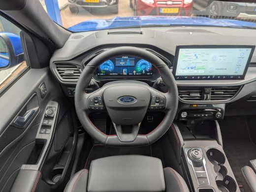 Ford Kuga Ford | Adap. Cruise | Winter Pack | AGR stoelen | Trekhaak (2.100kg trekgewicht) | Fabrieksgarant... ActivLease financial lease