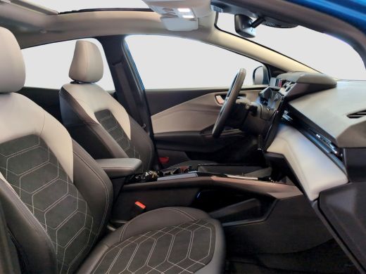 Ford Puma Gen-E Premium 44 kWh | Panoramadak | Winter Pack | Adap Cruise ActivLease financial lease