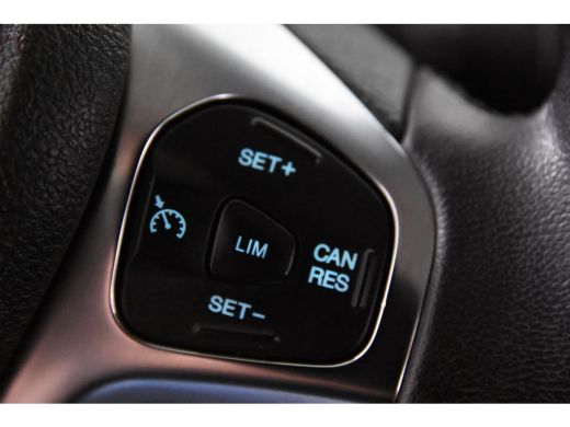 Ford Tourneo Courier Titanium *1ste Eigenaar*Navigatie*Stoelverwarming* ActivLease financial lease