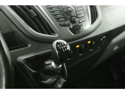 Ford Transit 350 2.0 TDCI L3H3 2800kg Trekgew. Airco Cruise Kasten Parkeersensoren Inrichting 3 Persoons LED T... ActivLease financial lease