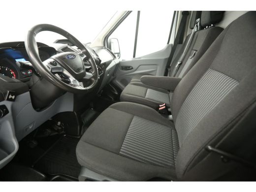 Ford Transit 350 2.0 TDCI L3H3 2800kg Trekgew. Airco Cruise Kasten Parkeersensoren Inrichting 3 Persoons LED T... ActivLease financial lease