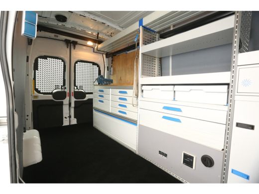 Ford Transit 350 2.0 TDCI L3H3 2800kg Trekgew. Airco Cruise Kasten Parkeersensoren Inrichting 3 Persoons LED T... ActivLease financial lease