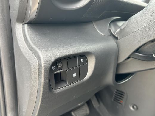 Hyundai Inster E-Motion 49 kWh | Achteruitrijcamera | Adaptieve Cruise Control | Climate Control | Elektrisch ve... ActivLease financial lease