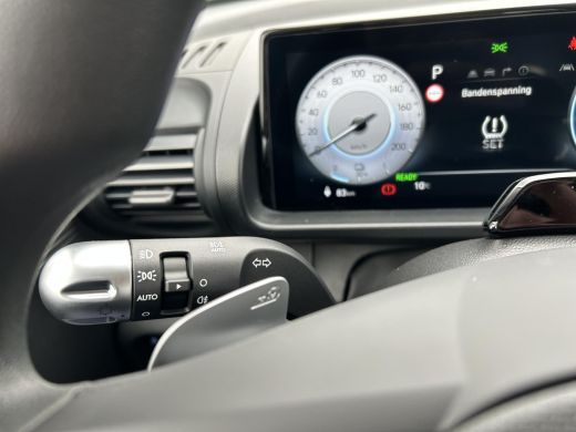 Hyundai Inster E-Motion 49 kWh | Achteruitrijcamera | Adaptieve Cruise Control | Climate Control | Elektrisch ve... ActivLease financial lease