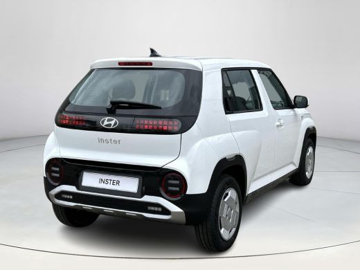 Hyundai Inster E-Motion 49 kWh | Achteruitrijcamera | Adaptieve Cruise Control | Climate Control | Elektrisch ve... ActivLease financial lease