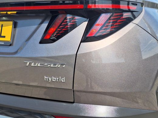 Hyundai Tucson 1.6 T-GDI HEV Comfort Smart | Rijklaarprijs! | Trekhaak 1.650kg! | Climate Control 3 zone | Adapt... ActivLease financial lease