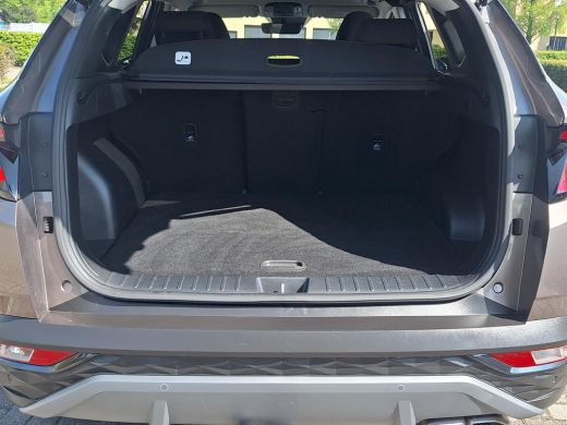 Hyundai Tucson 1.6 T-GDI HEV Comfort Smart | Rijklaarprijs! | Trekhaak 1.650kg! | Climate Control 3 zone | Adapt... ActivLease financial lease