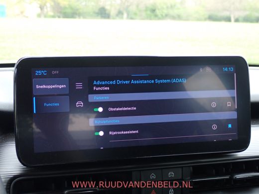 Jeep Avenger Longitude 54kWh KEYLESS/DAB/CARPLAY/LED/NAVIGATIE ActivLease financial lease