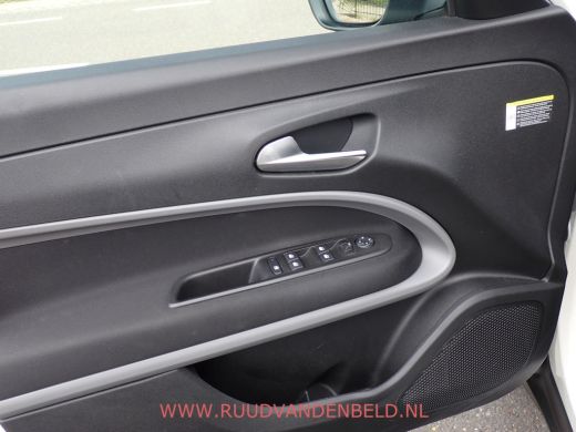 Jeep Avenger Longitude 54kWh KEYLESS/DAB/CARPLAY/LED/NAVIGATIE ActivLease financial lease