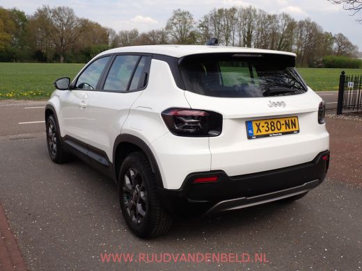 Jeep Avenger Longitude 54kWh KEYLESS/DAB/CARPLAY/LED/NAVIGATIE ActivLease financial lease