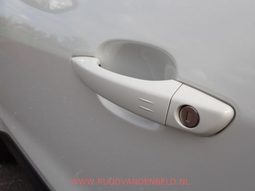 Jeep Avenger Longitude 54kWh KEYLESS/DAB/CARPLAY/LED/NAVIGATIE ActivLease financial lease