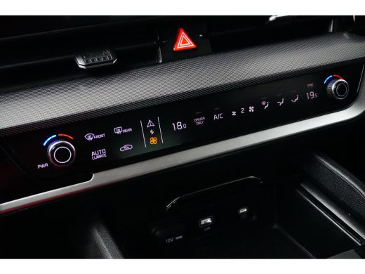 Kia Sportage Kia 1.6 T-GDi Plug-in Hybrid AWD DynamicLine | Camera | Stoel- en Stuurverwarming | Navi | Adapti... ActivLease financial lease